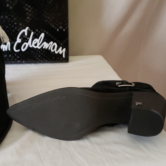 New-Sam Edelman Black Suede Buckle Bootie - Picture 7 of 8